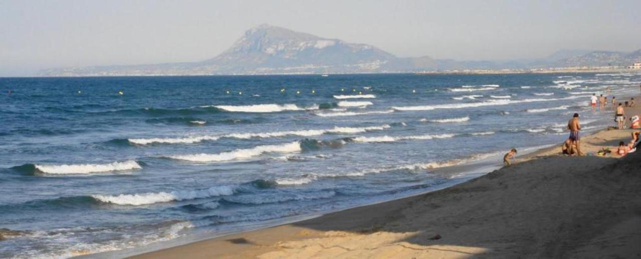 Piles - Apartment - Sleeps 7 - Parking - Seafront Экстерьер фото